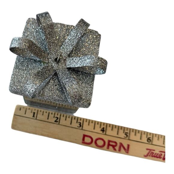 28- Silver Assorted Shatterproof Ornaments 1.5”-4” Shiny Glittery See Pic EUC - Picture 9 of 12